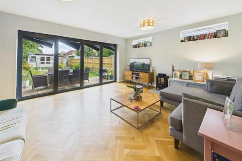 undefined, Burwood Close, Hersham, Walton-On-Thames