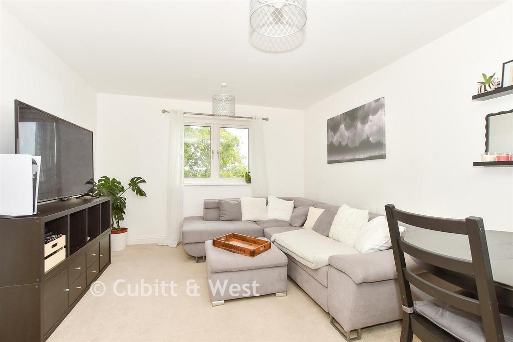 Kitchen/ Lounge