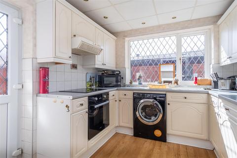 15 Beech Road, Leyland, PR25 3SS