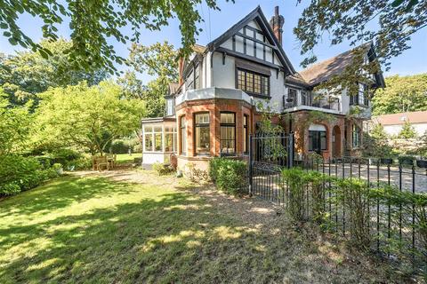 2 bedroom flat for sale, Burleigh Road, Ascot