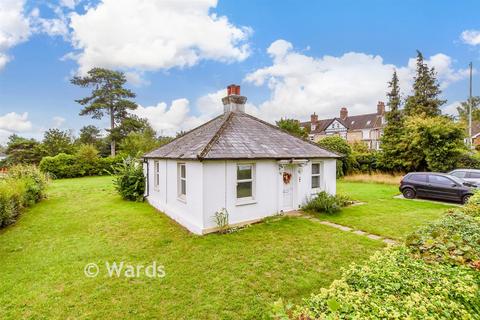 2 bedroom detached bungalow for sale, London Road, Ditton, Aylesford, Kent