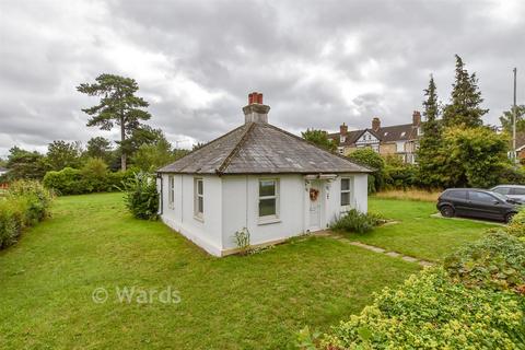 2 bedroom detached bungalow for sale, London Road, Ditton, Aylesford, Kent
