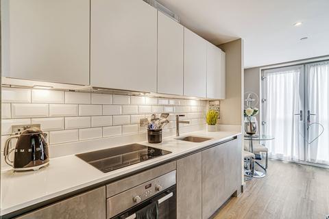 1 bedroom flat for sale, Park Terrace, Worcester Park KT4