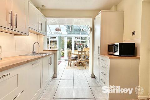 3 bedroom detached bungalow for sale, Waterson Close, Mansfield, NG18