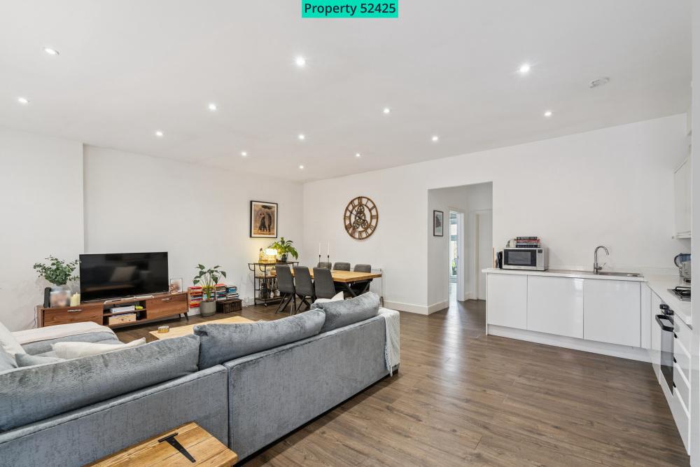 Living/Kitchen