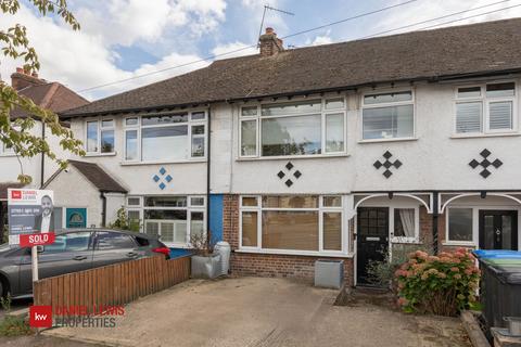 Oakwood Hill, Loughton, IG10