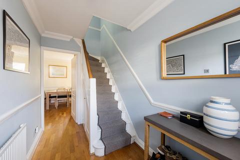 undefined, Oakwood Hill, Loughton, IG10