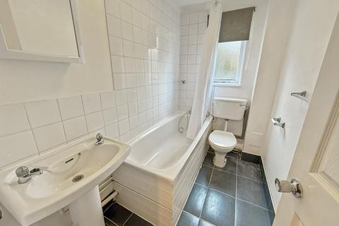 undefined, Magpie Close, Enfield