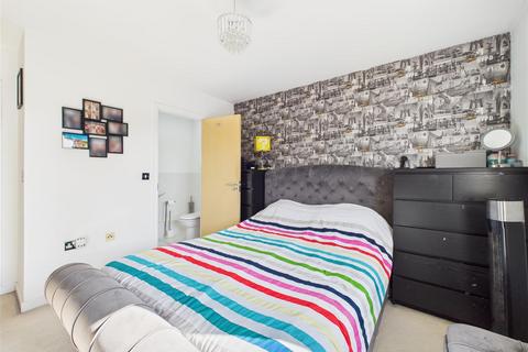 undefined, Pool Close, West Molesey