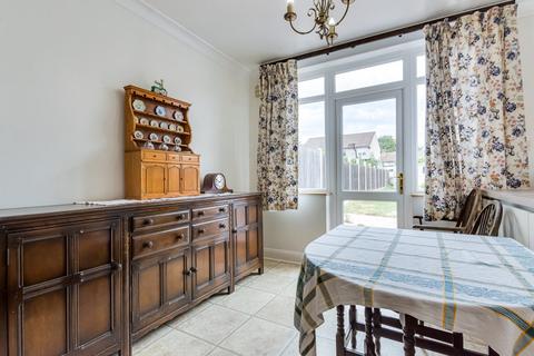2 bedroom semi-detached bungalow for sale, Queenswood Road, Sidcup, DA15