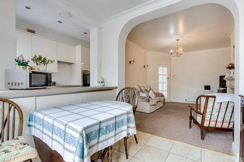2 bedroom semi-detached bungalow for sale, Queenswood Road, Sidcup, DA15