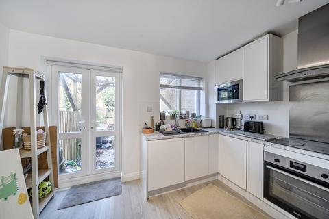undefined, Cambrian Green, London NW9