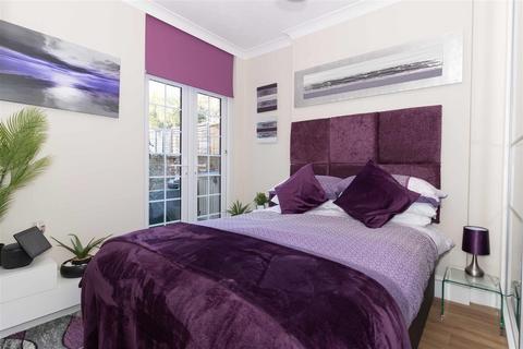 undefined, Cissbury Road, Worthing