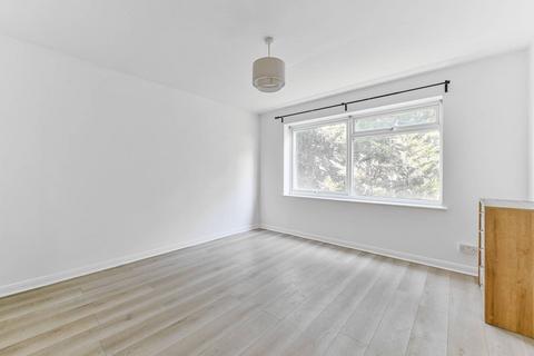undefined, Avenue Road, South Norwood, London, SE25