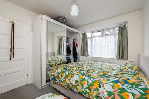 undefined, Errol Gardens, New Malden KT3