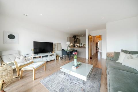 2 bedroom flat for sale, Erith High Street, Erith, DA8