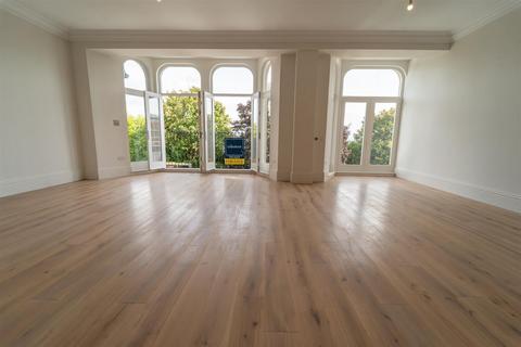 undefined, Mumbles Residences, Swansea SA3