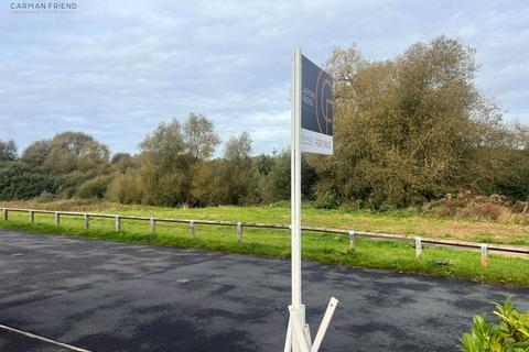 undefined, Duke Grove, Saighton, CH3
