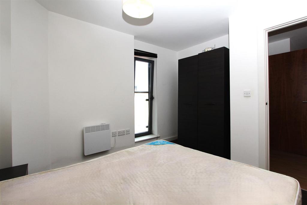 Bedroom 2.JPG