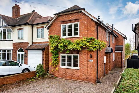 Hilltop, Coven Road, Brewood, Stafford, ST19 9DF