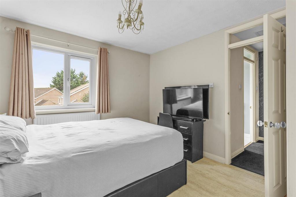 66 Lansdowne Way, HP11 1 TN-2.jpg