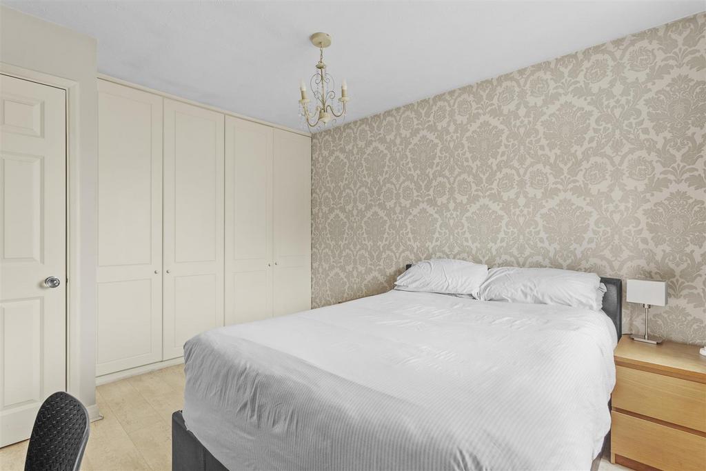 66 Lansdowne Way, HP11 1 TN-3.jpg