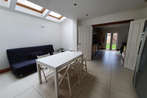 undefined, Victoria Road, London N22