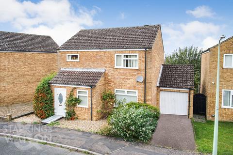 undefined, Orchids Close, Bungay