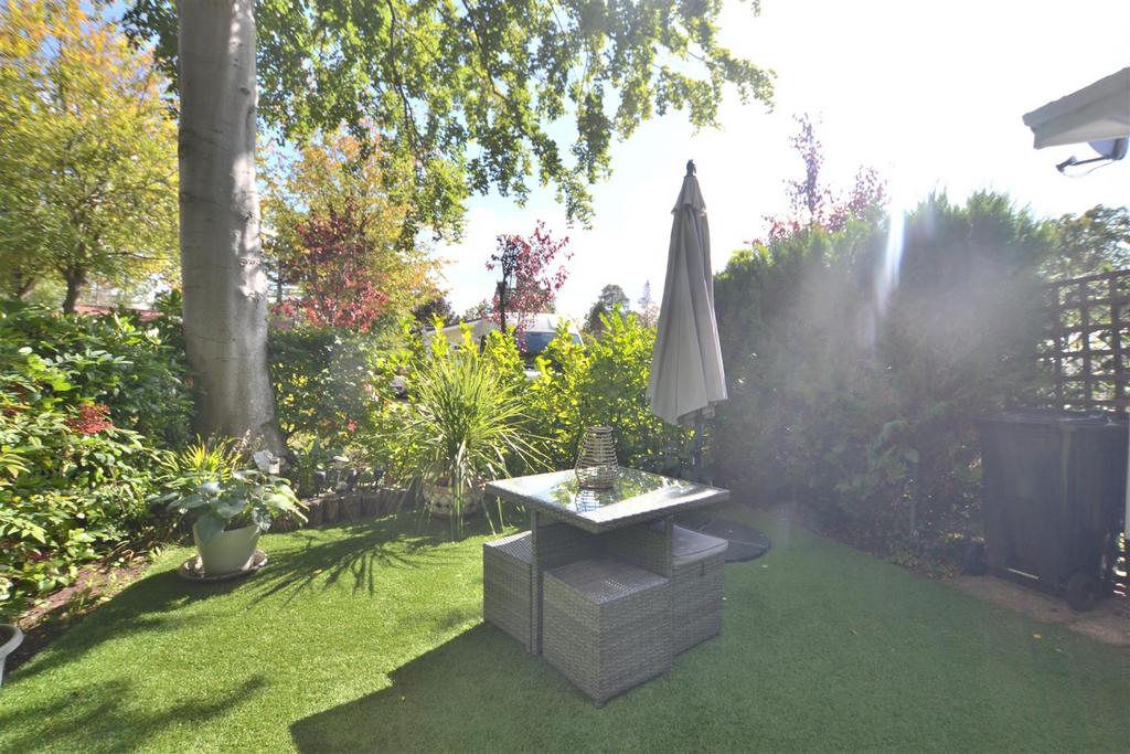 Garden 1.JPG
