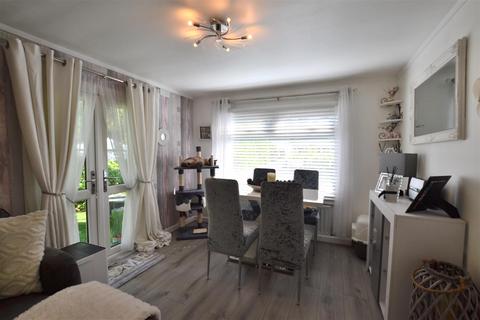 undefined, Grange Estate, Fleet GU52