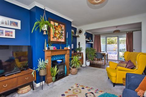 2 bedroom semi-detached house for sale, Firs Close, Folkestone, CT19