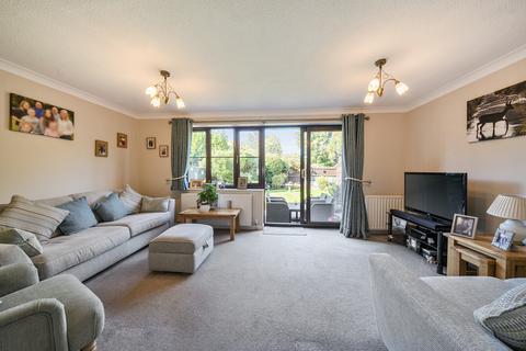 4 bedroom detached house for sale, Newton Road, Farnborough, Hampshire, GU14