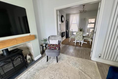 undefined, West End, Beaumaris