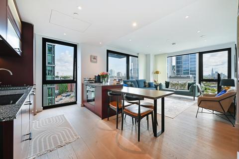 2 bedroom apartment to rent, The Modern, Embassy Gardens, London, SW11