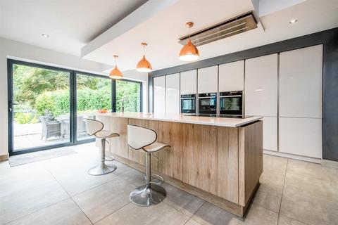 4 bedroom detached house for sale, Johns Wood Close, Chorley