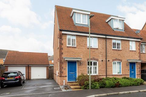 70 Diamond Drive, Didcot, OX11 6FH