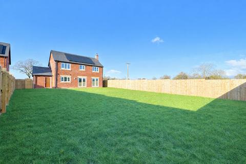 4 bedroom detached house for sale, Morda SY10