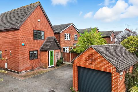 Spinks Lane, Witham, CM8