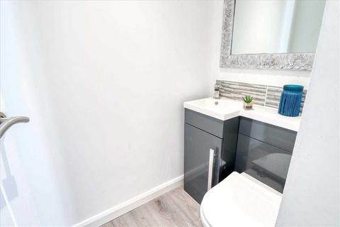 5 bedroom bungalow for sale, Great Clacton CO15