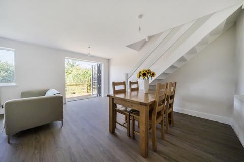 1c Eythorne Road, Shepherdswell, Dover, CT15 7NU