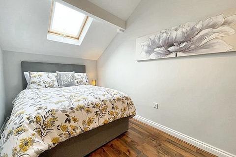 undefined, Half Edge Lane, Eccles, M30