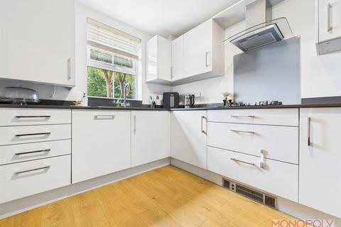 44 Acton Hall Walks, Wrexham, LL12 7YJ