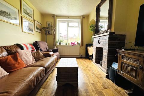 2 bedroom flat for sale, Broadmead, London, SE6