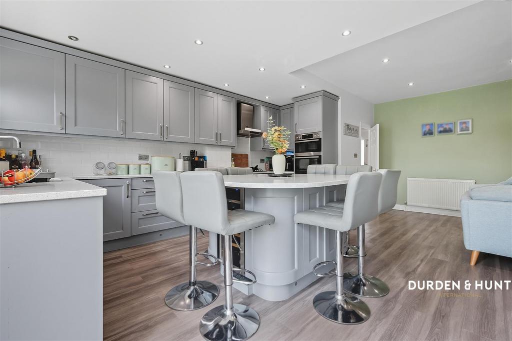 Northumberland Avenue