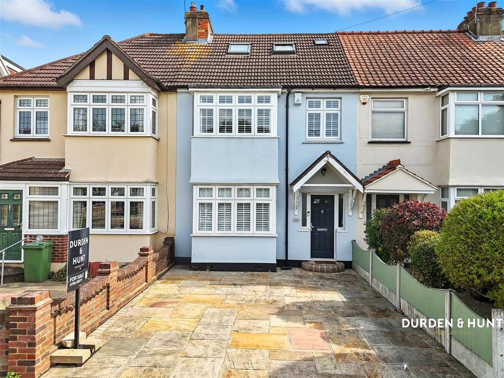 Northumberland Avenue