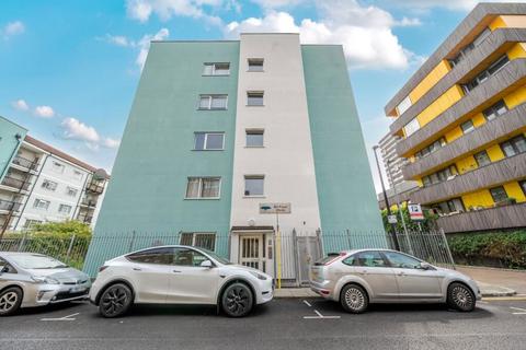 1 bedroom flat for sale, Tarling Street, London, London, E1 0AD