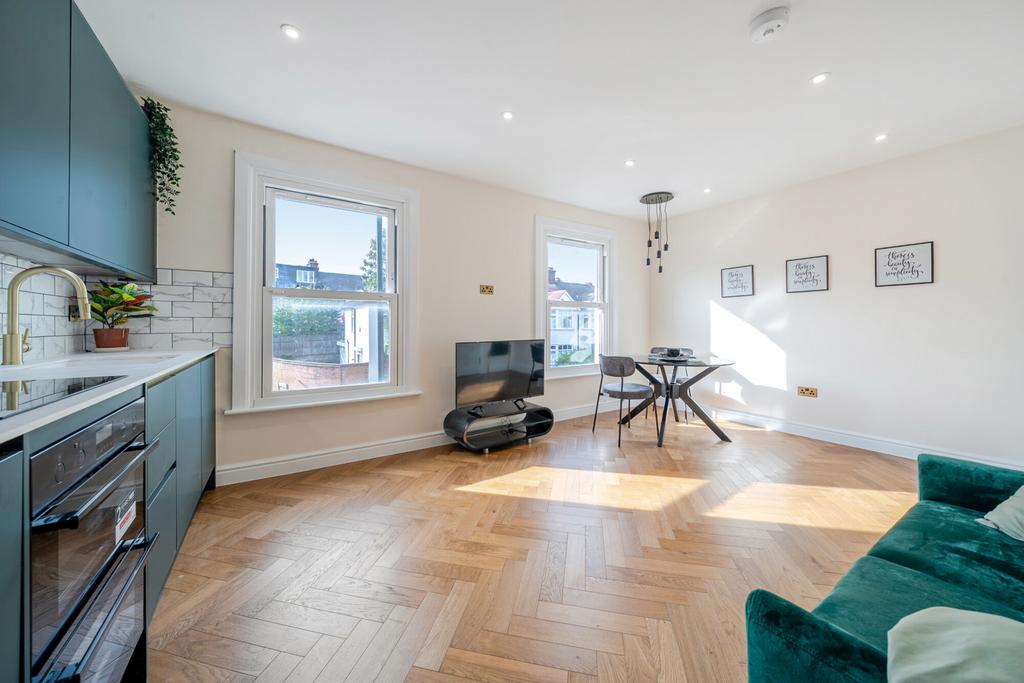 Kitchen/Reception