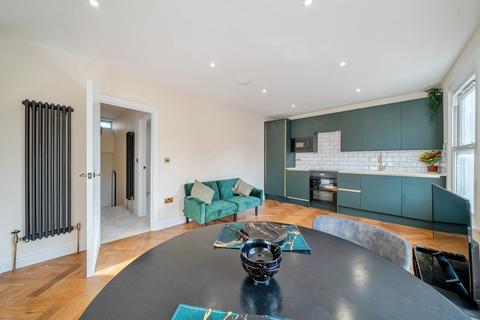 2 bedroom apartment for sale, Shardeloes Road, London