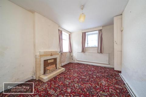 4 bedroom detached house for sale, Macclesfield Old Road, Buxton