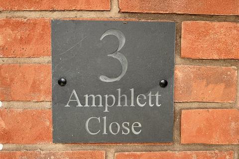 undefined, Amphlett Close, Hagley